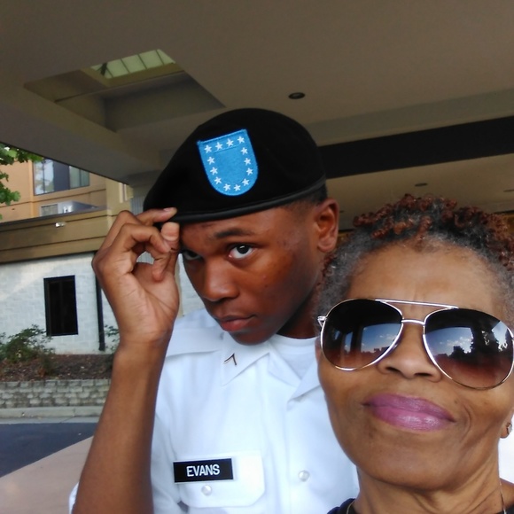 Meet your Posher, Wanda - Picture 1 of 1